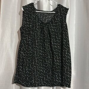 Dotted Shirt
No Brand
No Size